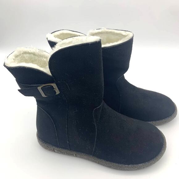 Black Ankle Boot Womens Size 5.5 Buckle Accent Faux Fur Bootie - Picture 4 of 9